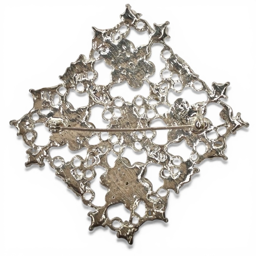 Large 1960s Silver Filigree Rhinestone Brooch • Floral Lace Design - Picture 8 of 12